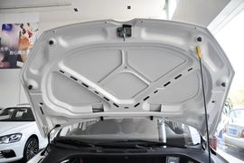 2013款大众捷达1.6L手动时尚型