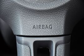 2013款大众捷达1.6L手动时尚型