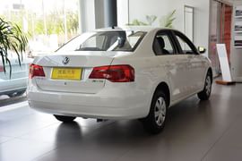 2013款大众捷达1.6L手动时尚型