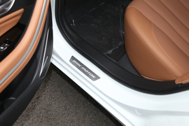 2019款北汽绅宝智道