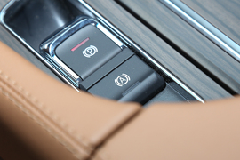 2019款北汽绅宝智道