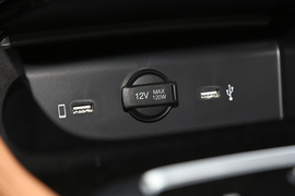 2019款北汽绅宝智道