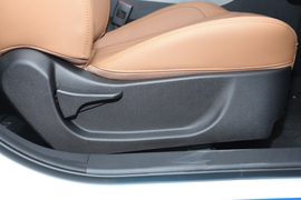 2019款北汽绅宝智道