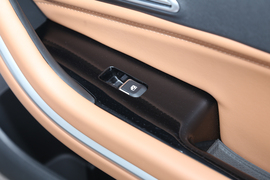 2019款北汽绅宝智道