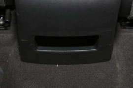 2019款北汽绅宝智道