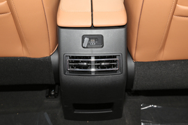 2019款北汽绅宝智道