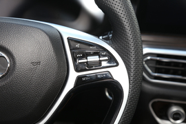 2019款北汽绅宝智道