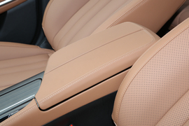 2019款北汽绅宝智道