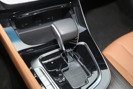 2019款北汽绅宝智道