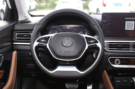 2019款北汽绅宝智道