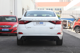 2019款北汽绅宝智道