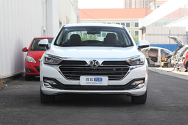   2019款北汽绅宝智道 1.5T CVT智领版