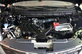 2013款日产骊威劲锐版1.6XL