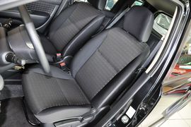 2013款日产骊威劲锐版1.6XL