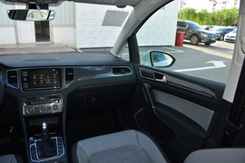 2019款大众高尔夫·嘉旅