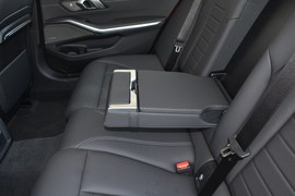 2020款宝马325Li