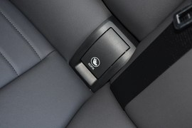 2020款宝马325Li