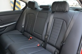 2020款宝马325Li