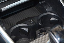 2020款宝马325Li