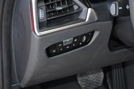 2020款宝马325Li