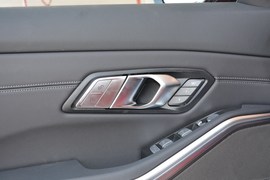 2020款宝马325Li
