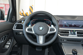2020款宝马325Li