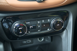 2019款别克昂科拉GX