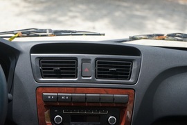 2019款长安睿行M60