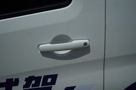 2019款长安睿行M60