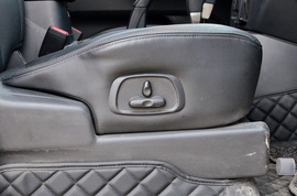 2020款三菱帕杰罗