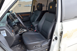 2020款三菱帕杰罗