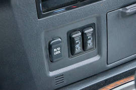 2020款三菱帕杰罗