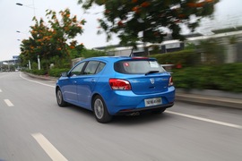 2014款宝骏610