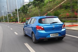 2014款宝骏610