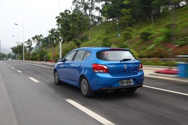 2014款宝骏610