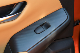 2020款日产轩逸1.6L