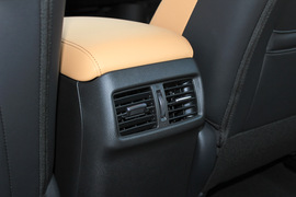 2020款日产轩逸1.6L
