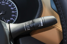 2020款日产轩逸1.6L