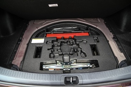 2019款丰田雷凌双擎