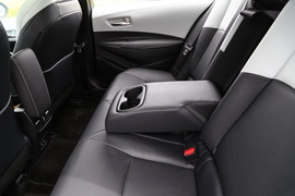 2019款丰田雷凌双擎