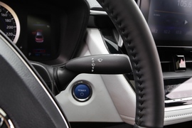 2019款丰田雷凌双擎