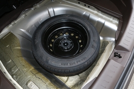 2019款宝骏310W