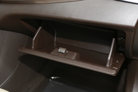 2019款宝骏310W