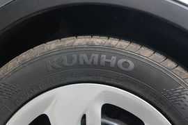 2019款宝骏310W