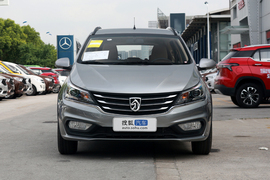 2019款宝骏310W