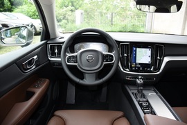 2020款沃尔沃V60