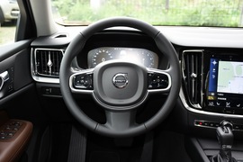 2020款沃尔沃V60