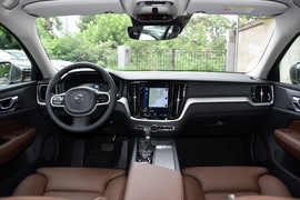 2020款沃尔沃V60