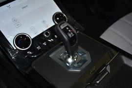 2020款路虎揽胜极光