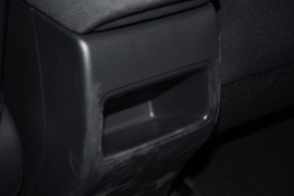 2019款丰田雷凌双擎